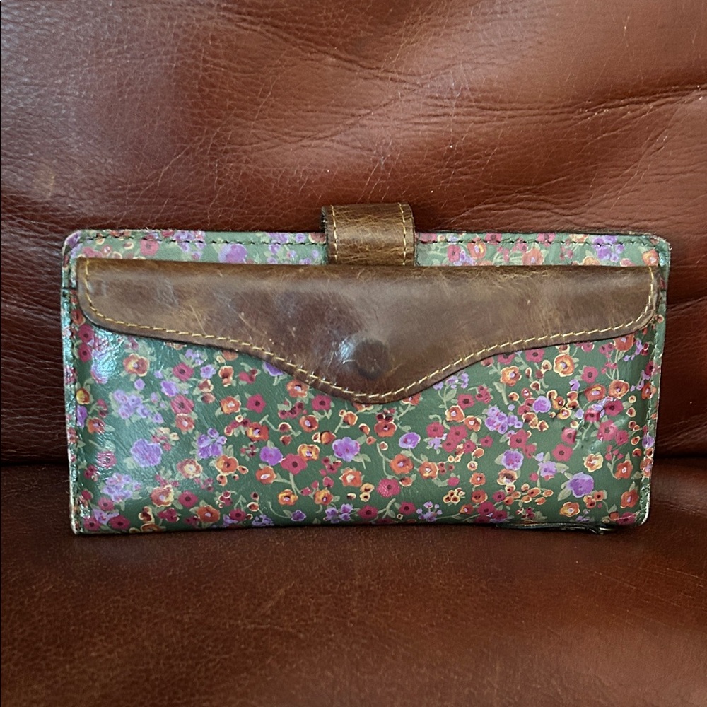 Patricia Nash Wallet
